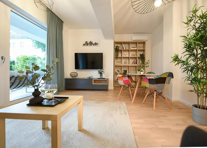 Vacation Feel - 2Br Apartment With Terrace & Private Parking In Baneasa