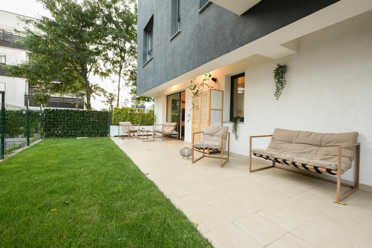 Vacation Feel - 2br With Terrace & Private Parking In Baneasa Appartement