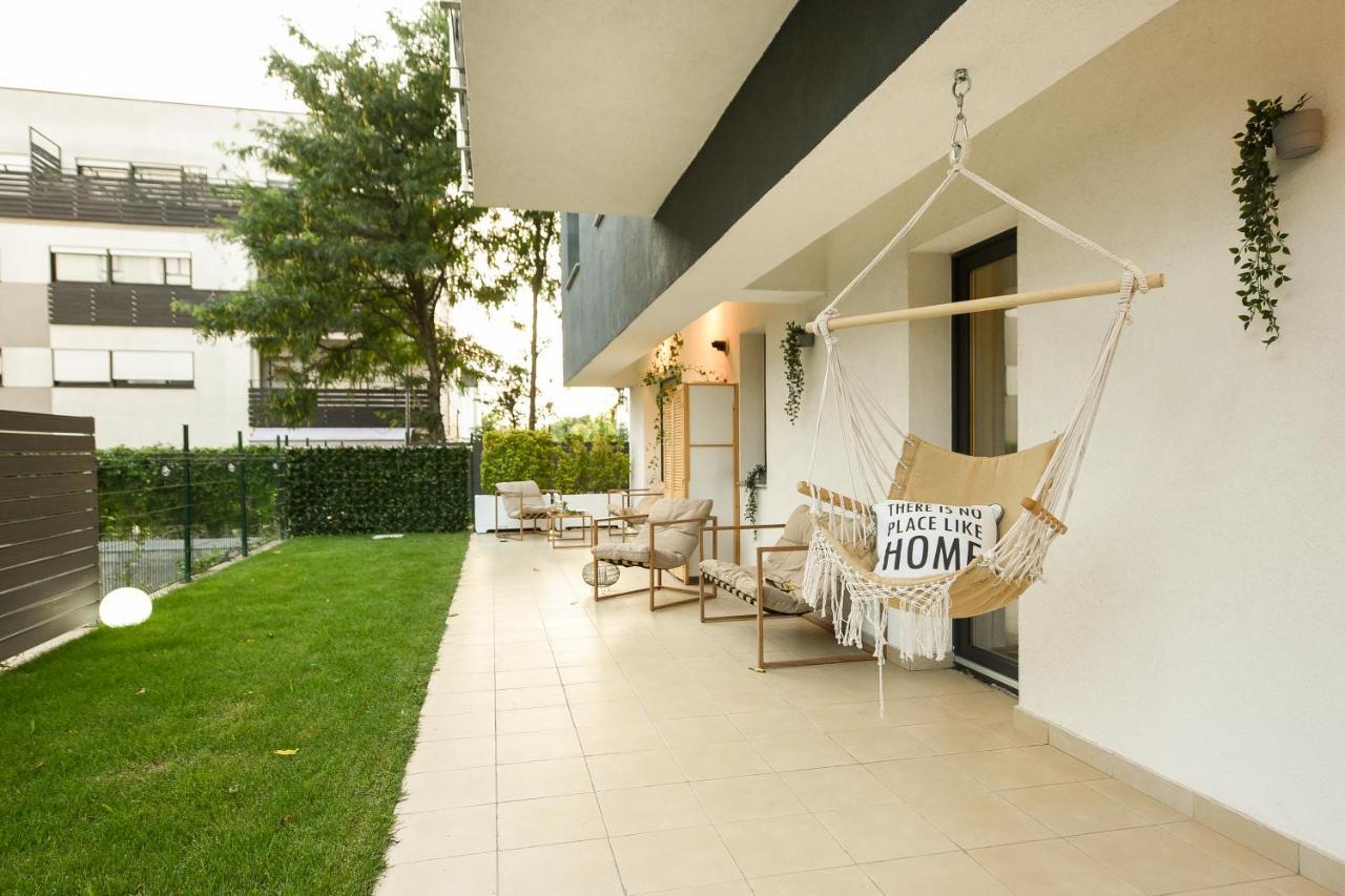 Appartement Vacation Feel - 2br With Terrace & Private Parking In Baneasa Bucarest