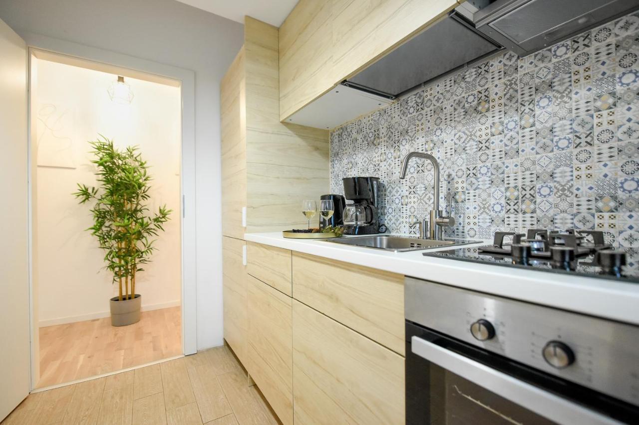 Vacation Feel - 2br With Terrace & Private Parking In Baneasa Bucarest